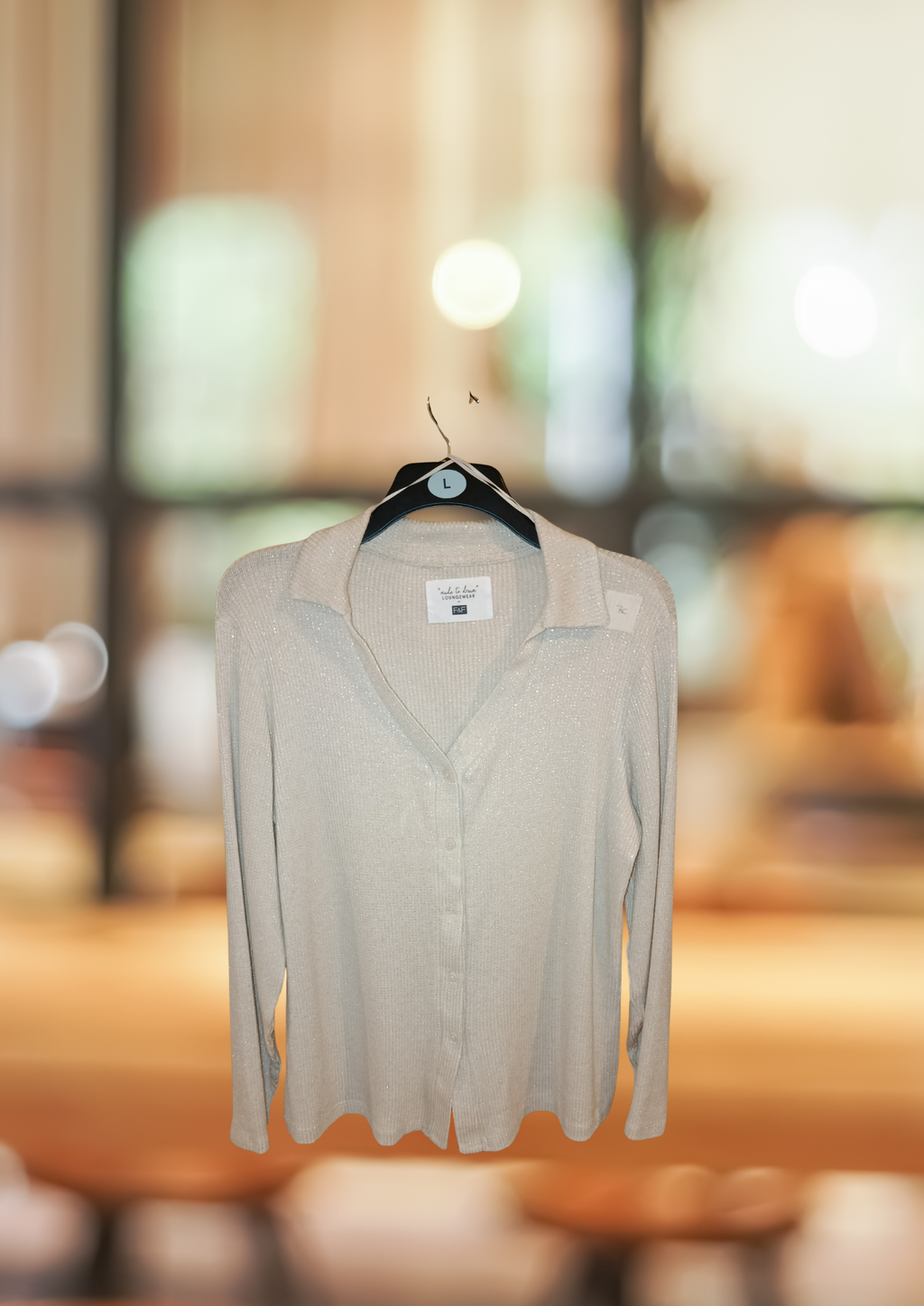 Gilet / cardigan maille fine irisée beige – style chic & élégant